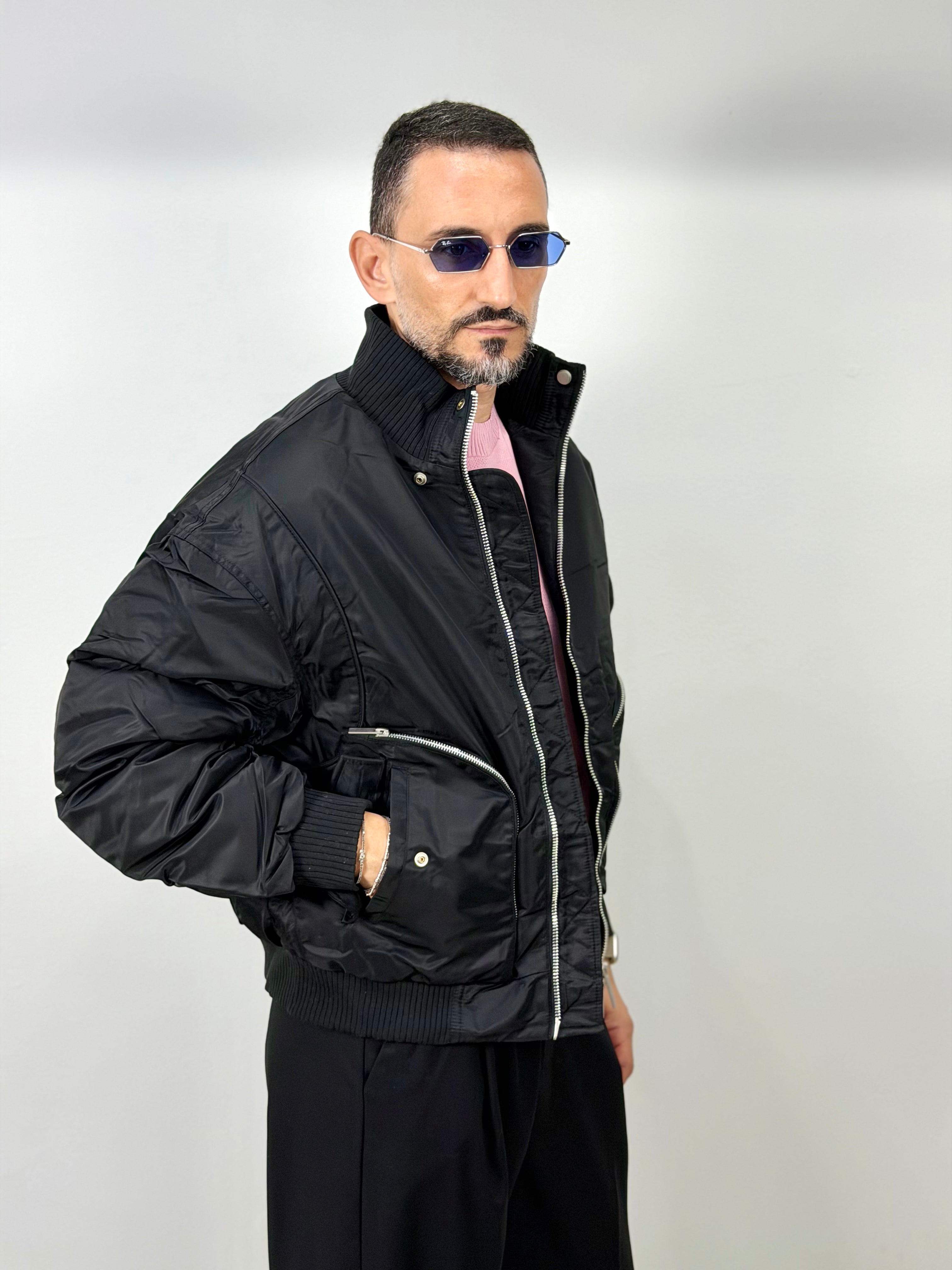 BOMBER ESSENTIAL