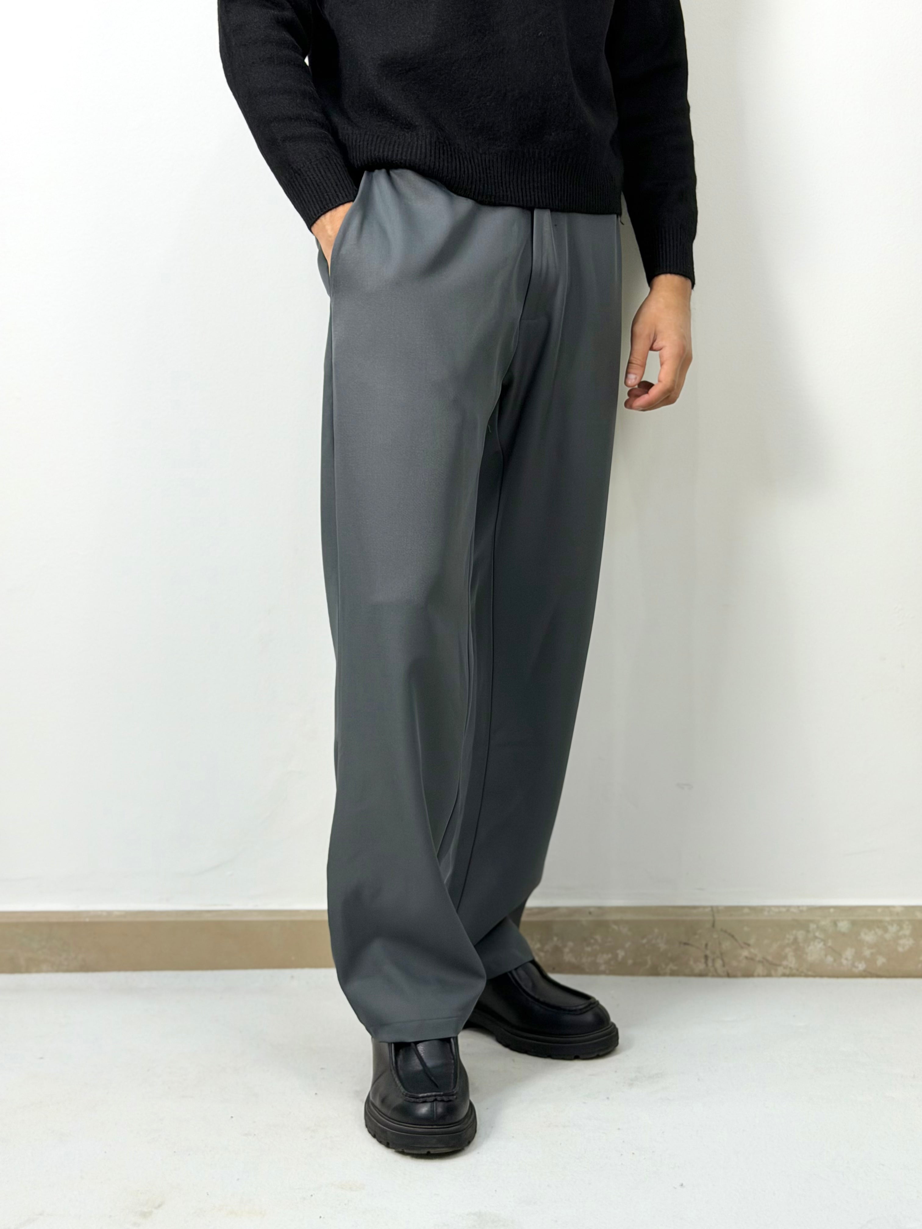 PANTALONI LOOSE FIT