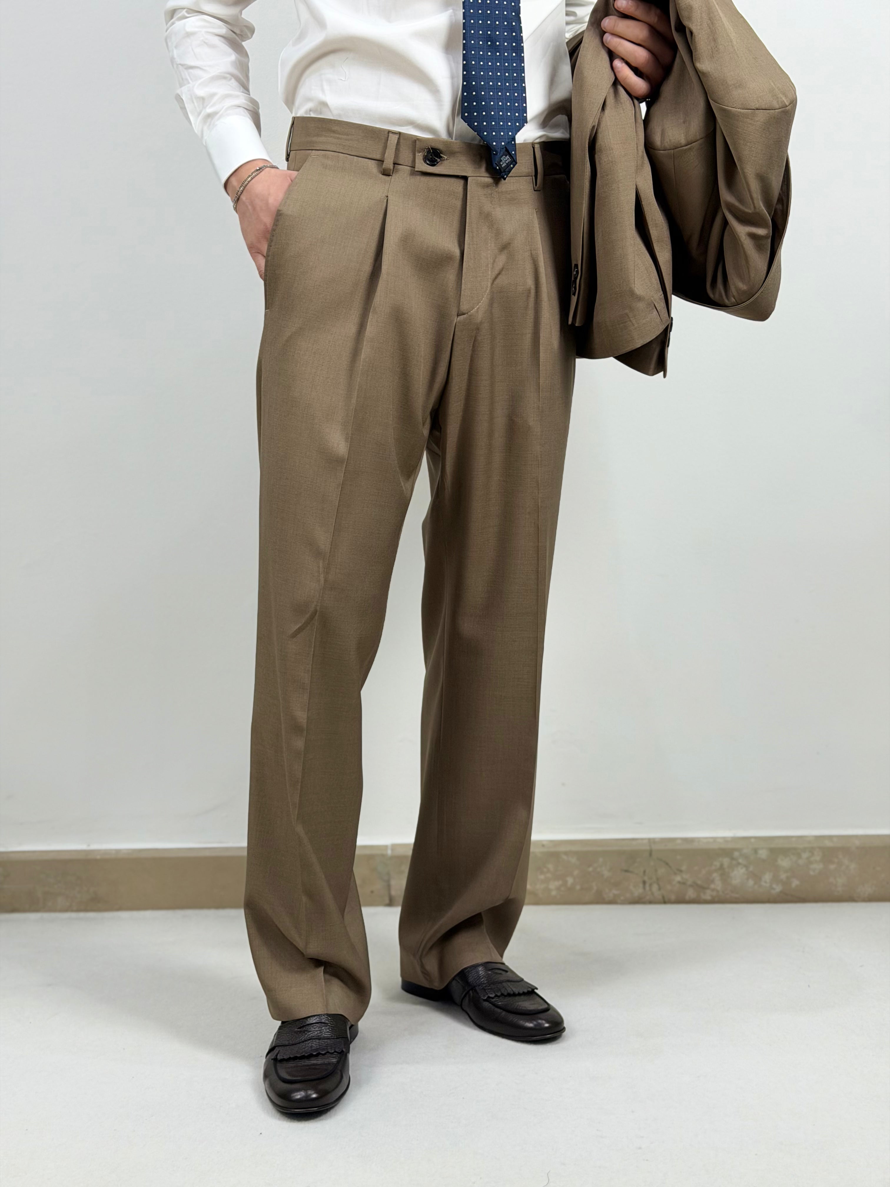 ABITO DUE BOTTONI OVER