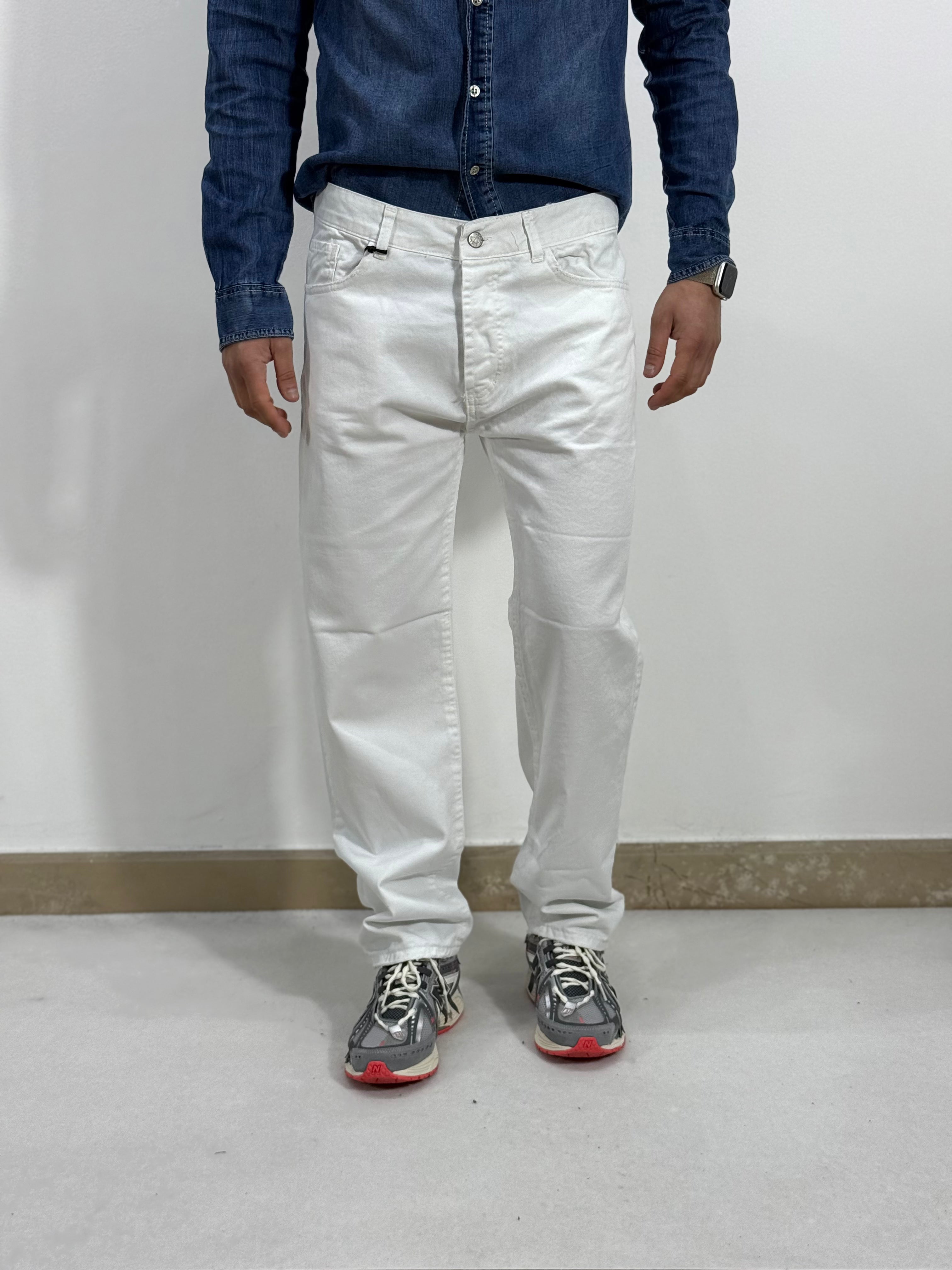 DENIM WHITE LOOSE FIT
