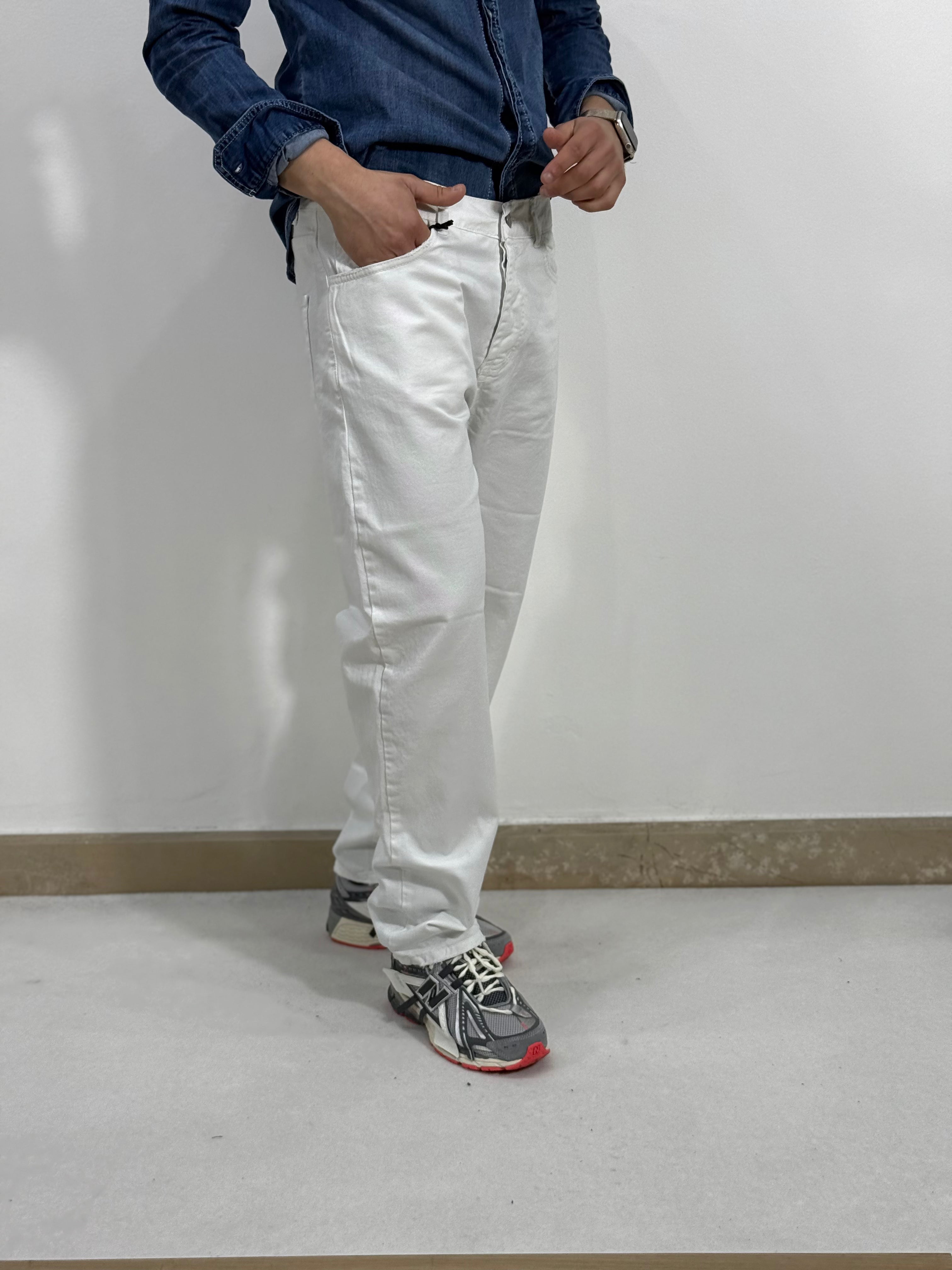 DENIM WHITE LOOSE FIT
