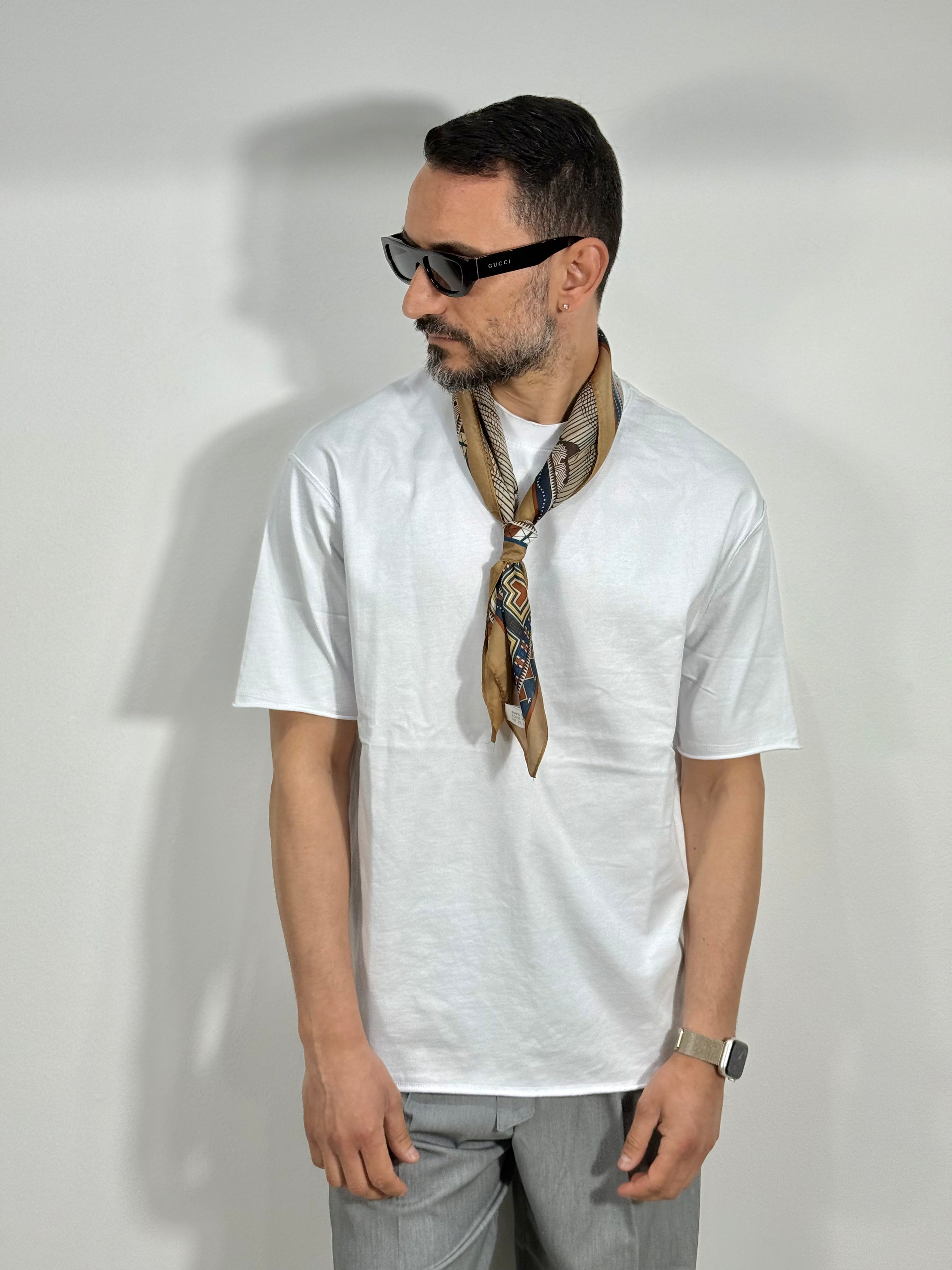T SHIRT TAGLIO VIVO