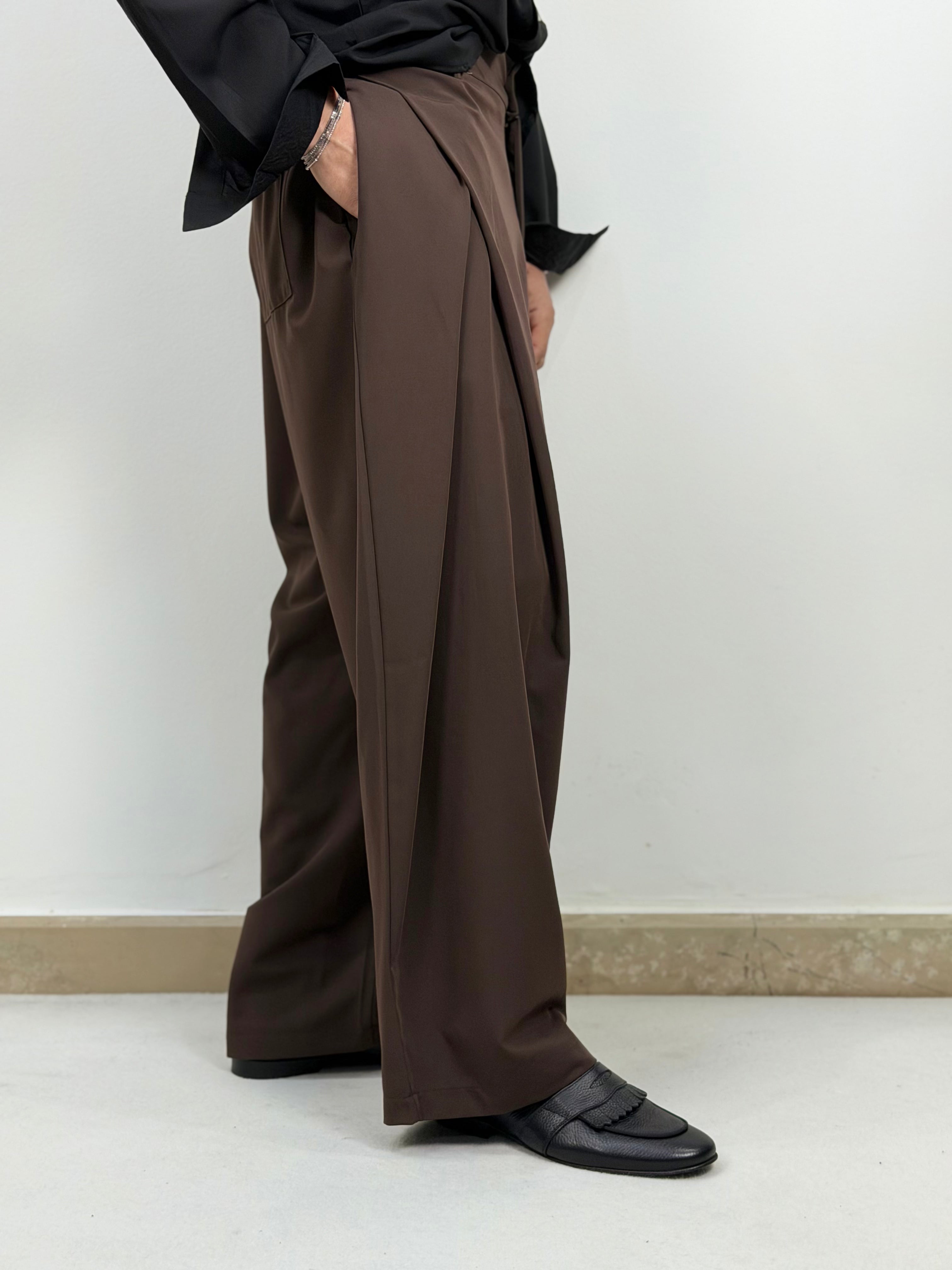 PANTALONE SUPER PINCES LATERALI