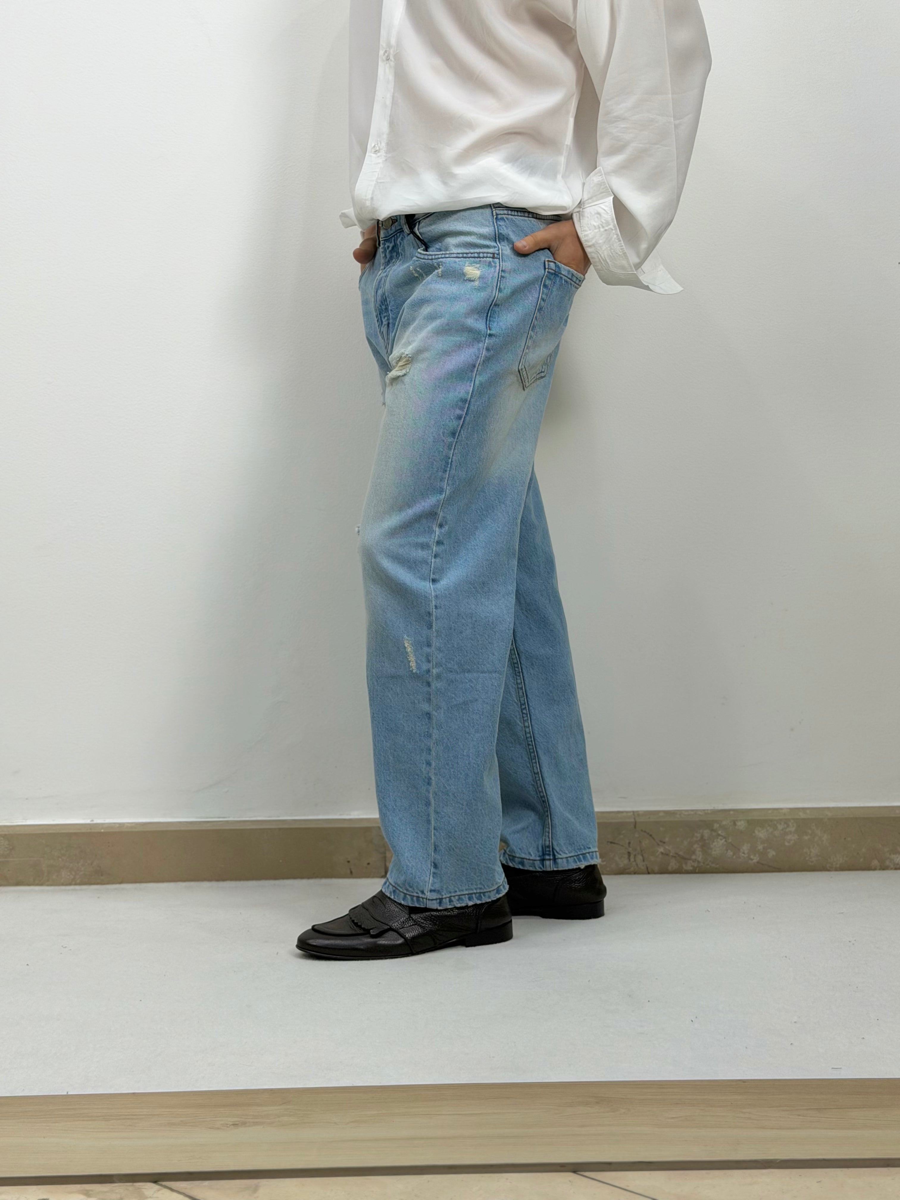 DENIM LOOSE FIT CON STRAPPI