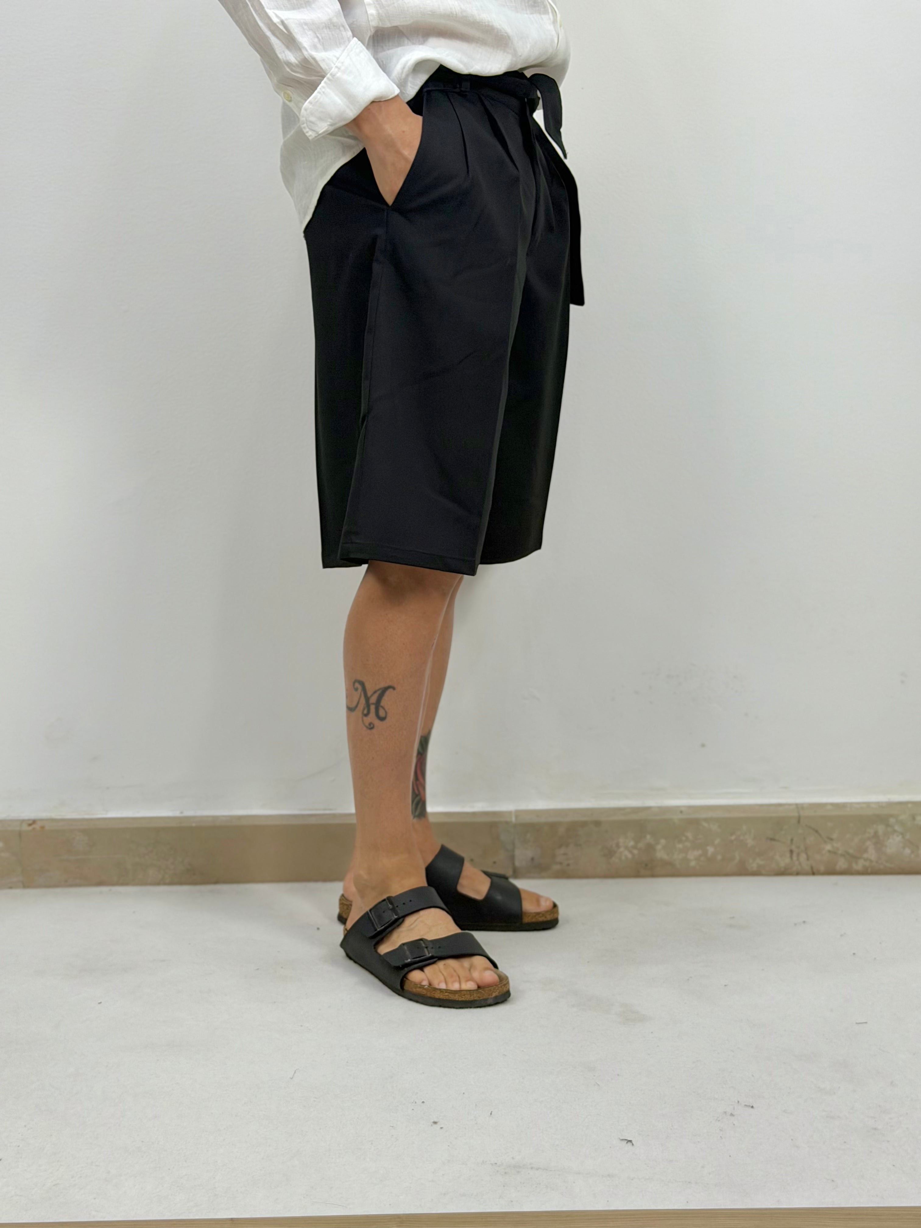 BERMUDA ELEGANTE CON 2 PINCES