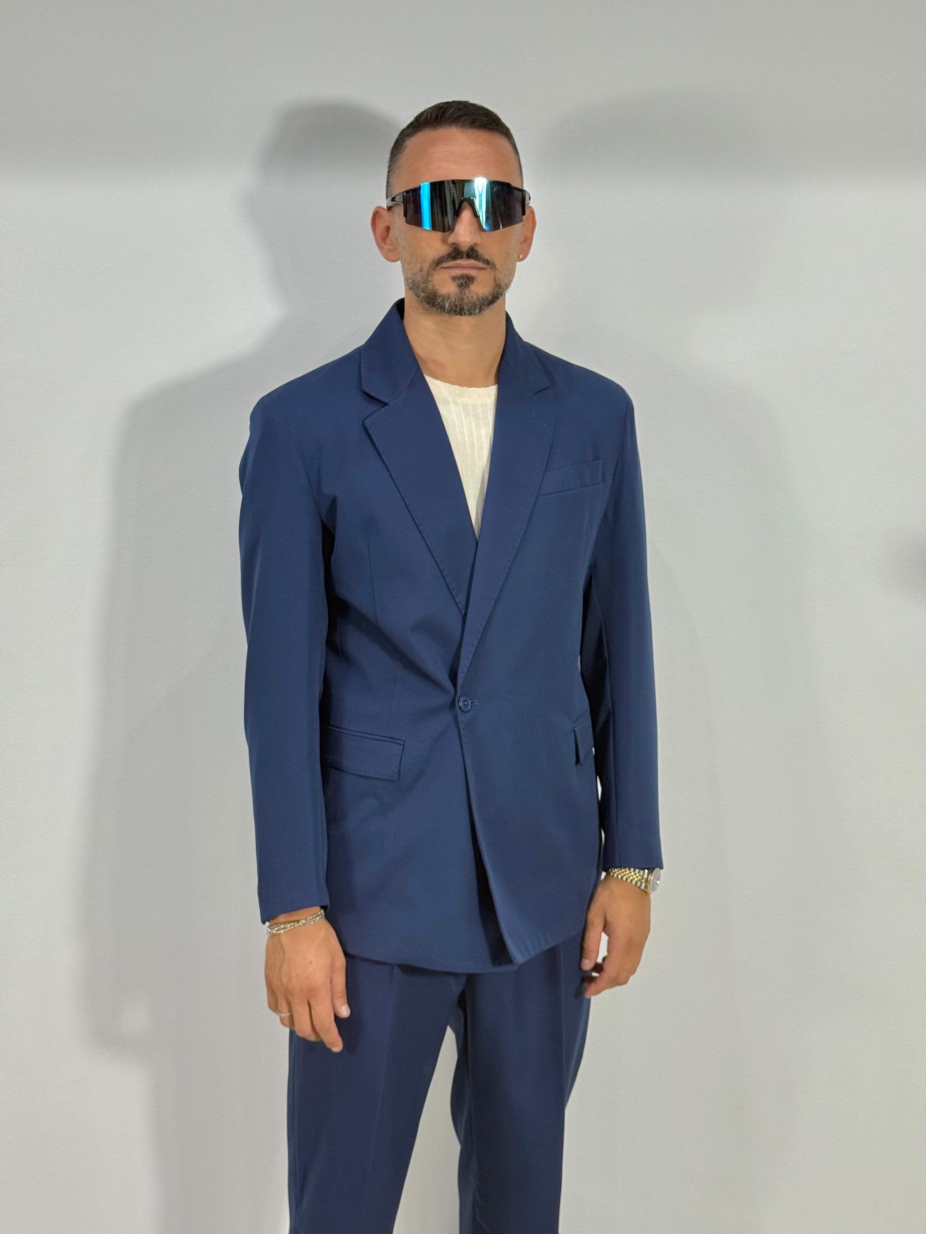 ABITO RELAXED FIT