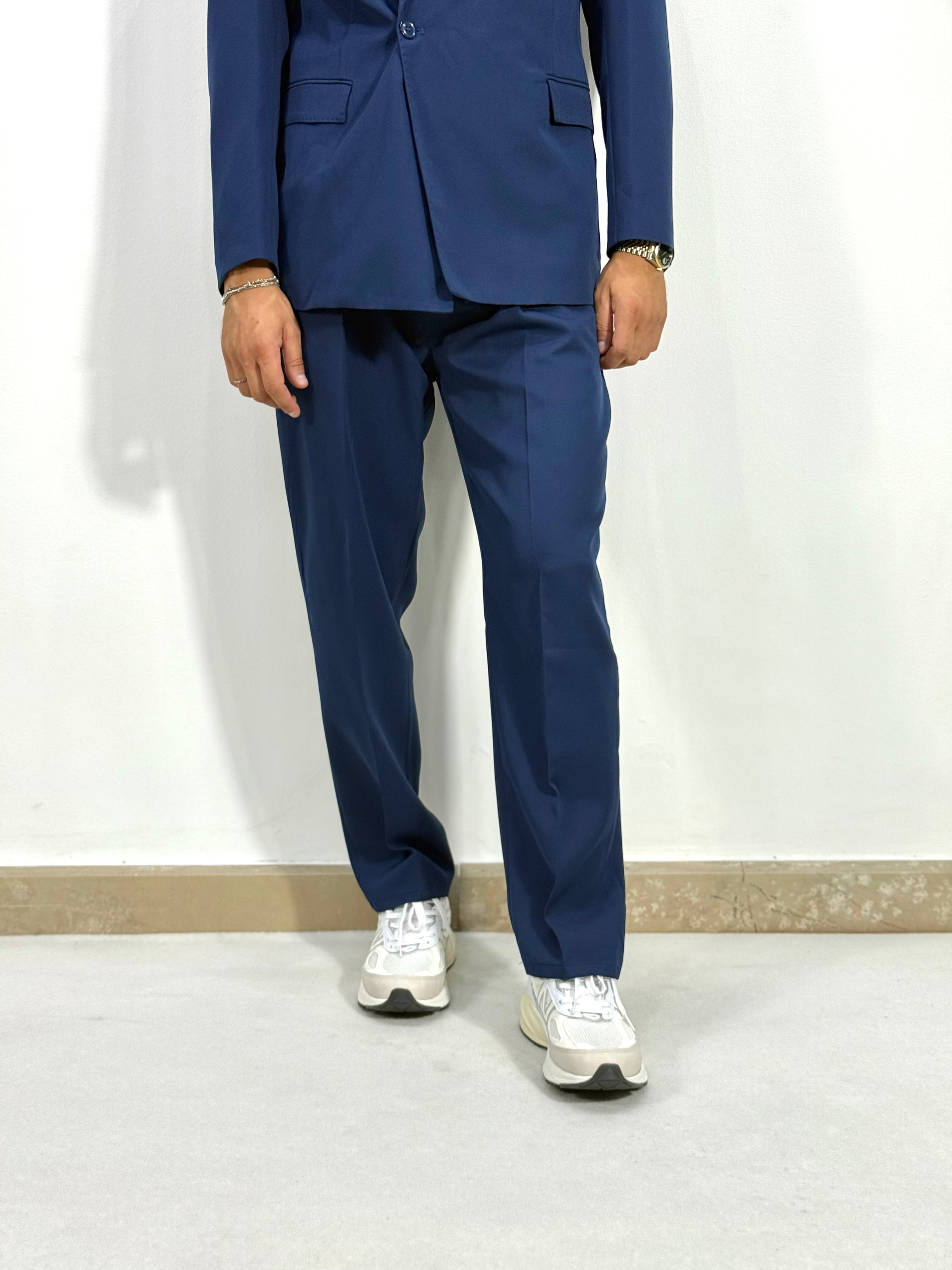 ABITO RELAXED FIT