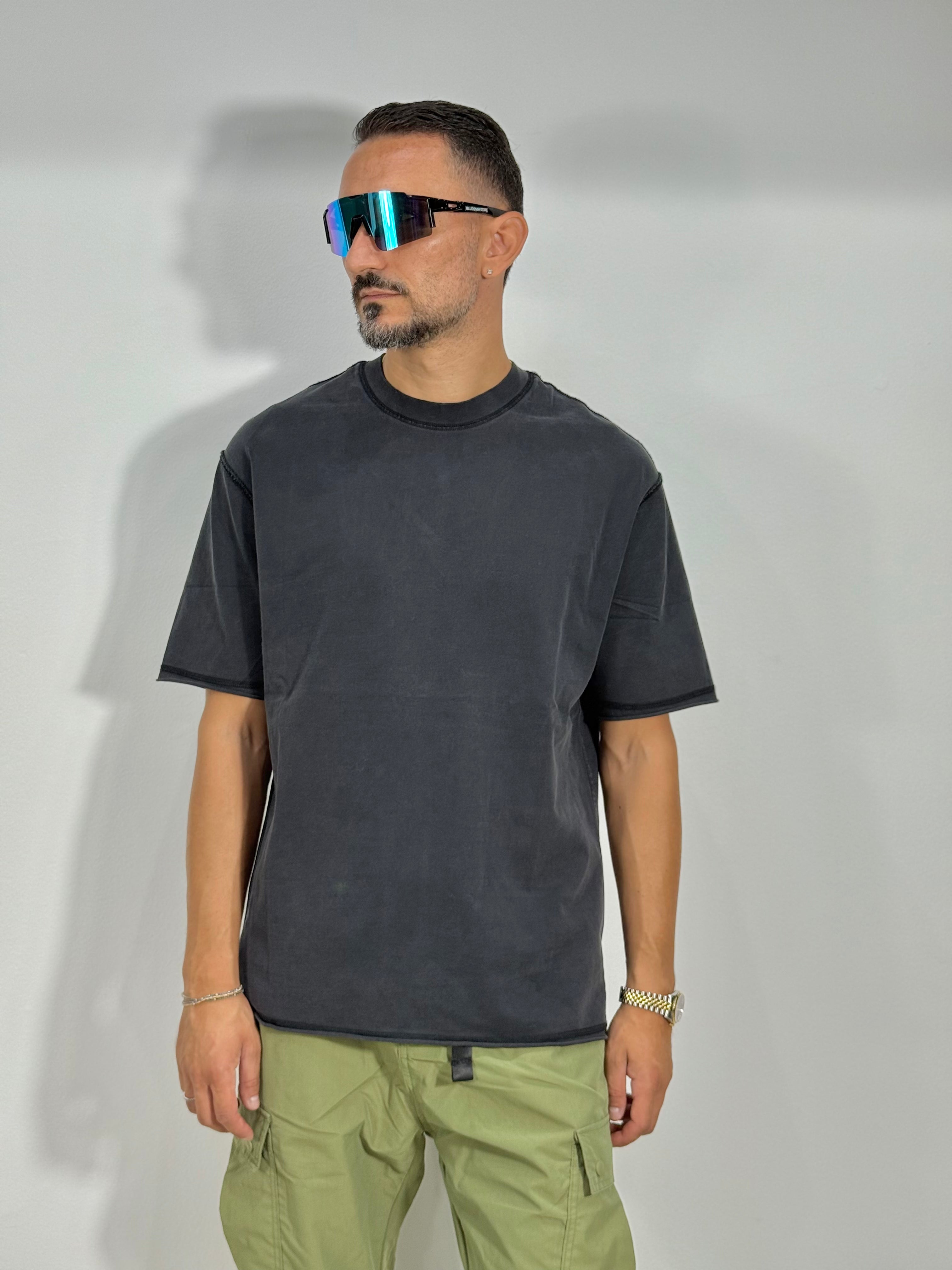 T-SHIRT TAGLIO VIVO