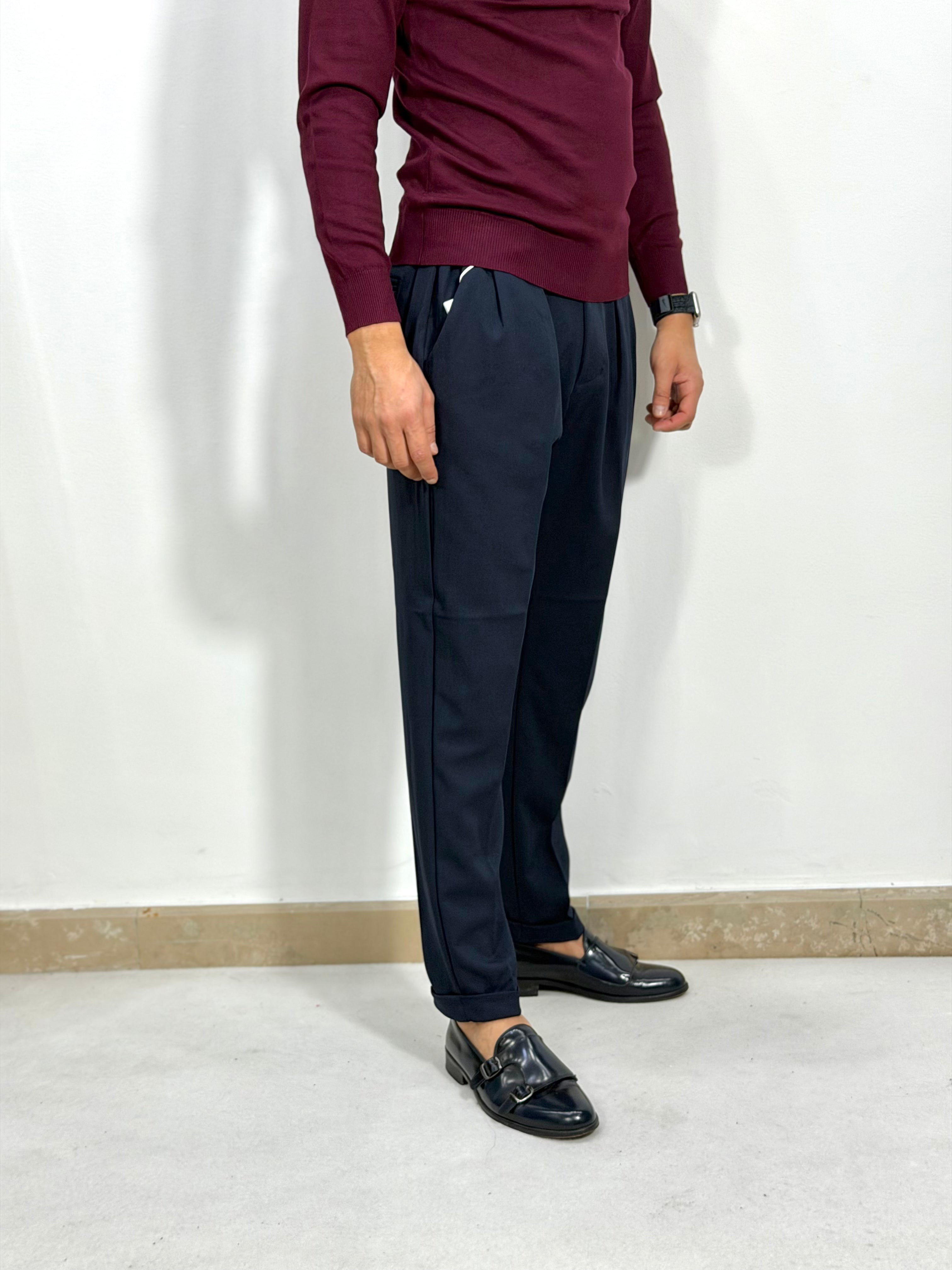 PANTALONI CHINOS STRUTTURATI