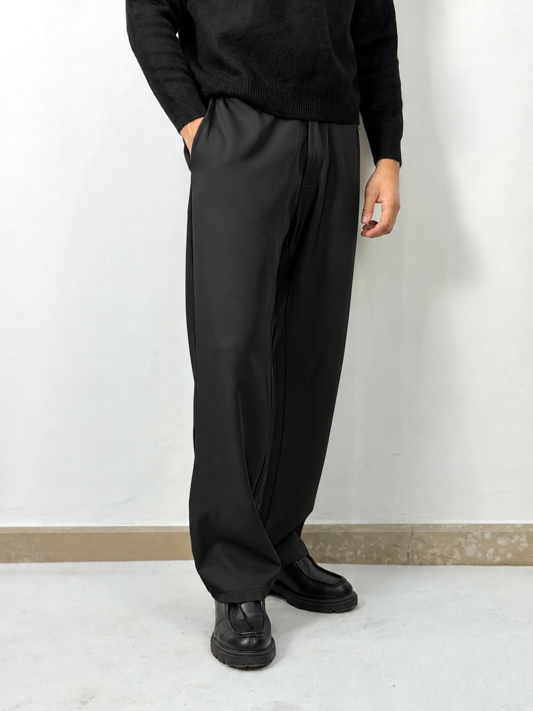 PANTALONI LOOSE FIT