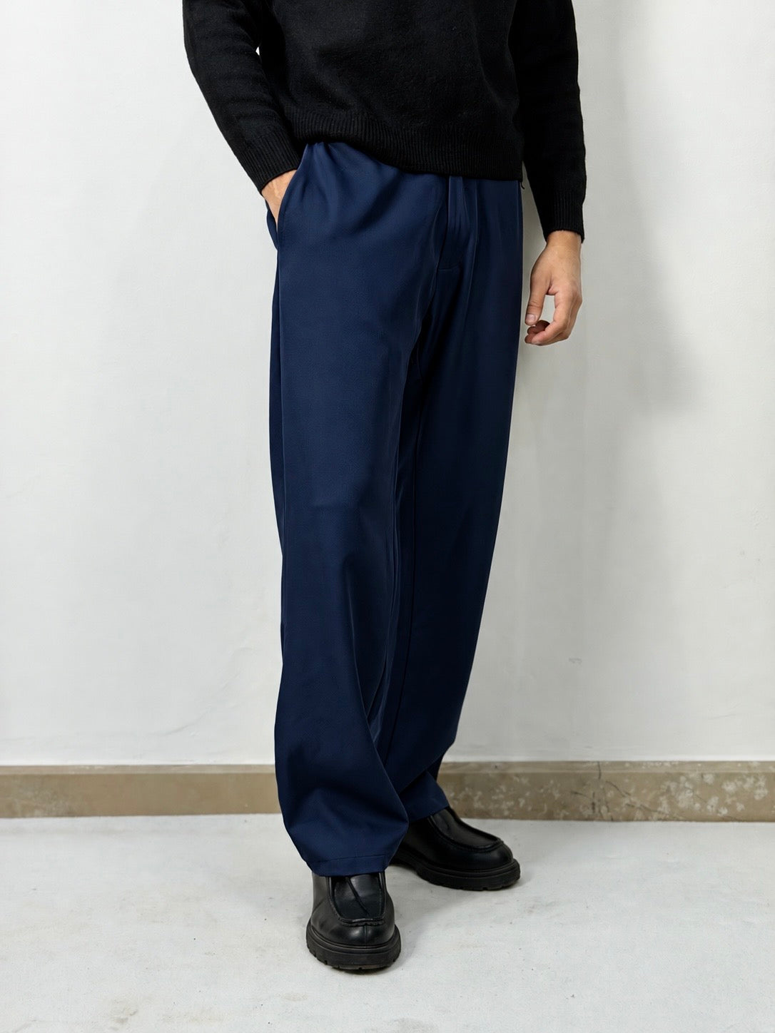 PANTALONI LOOSE FIT