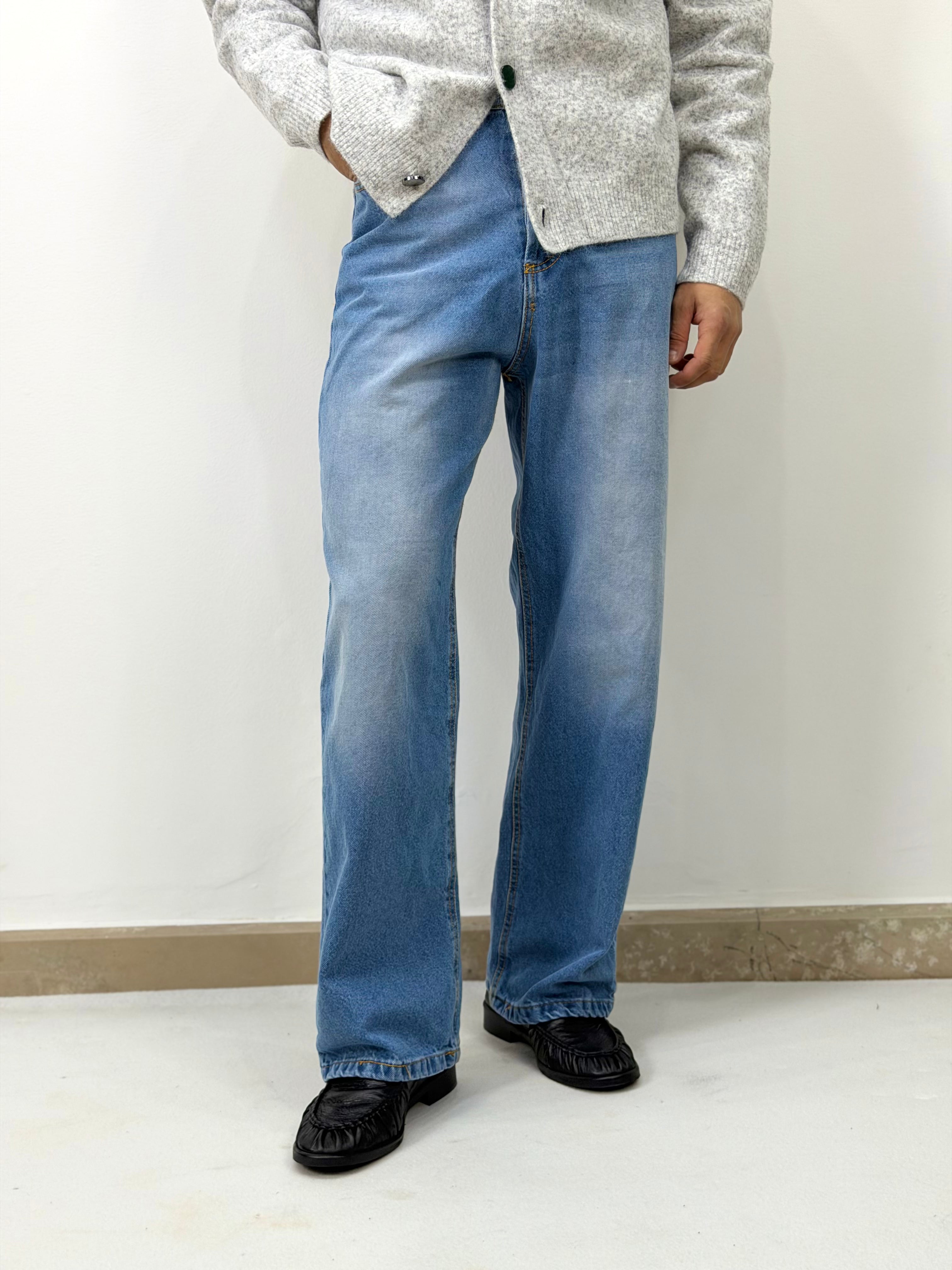 DENIM LOOSE FIT