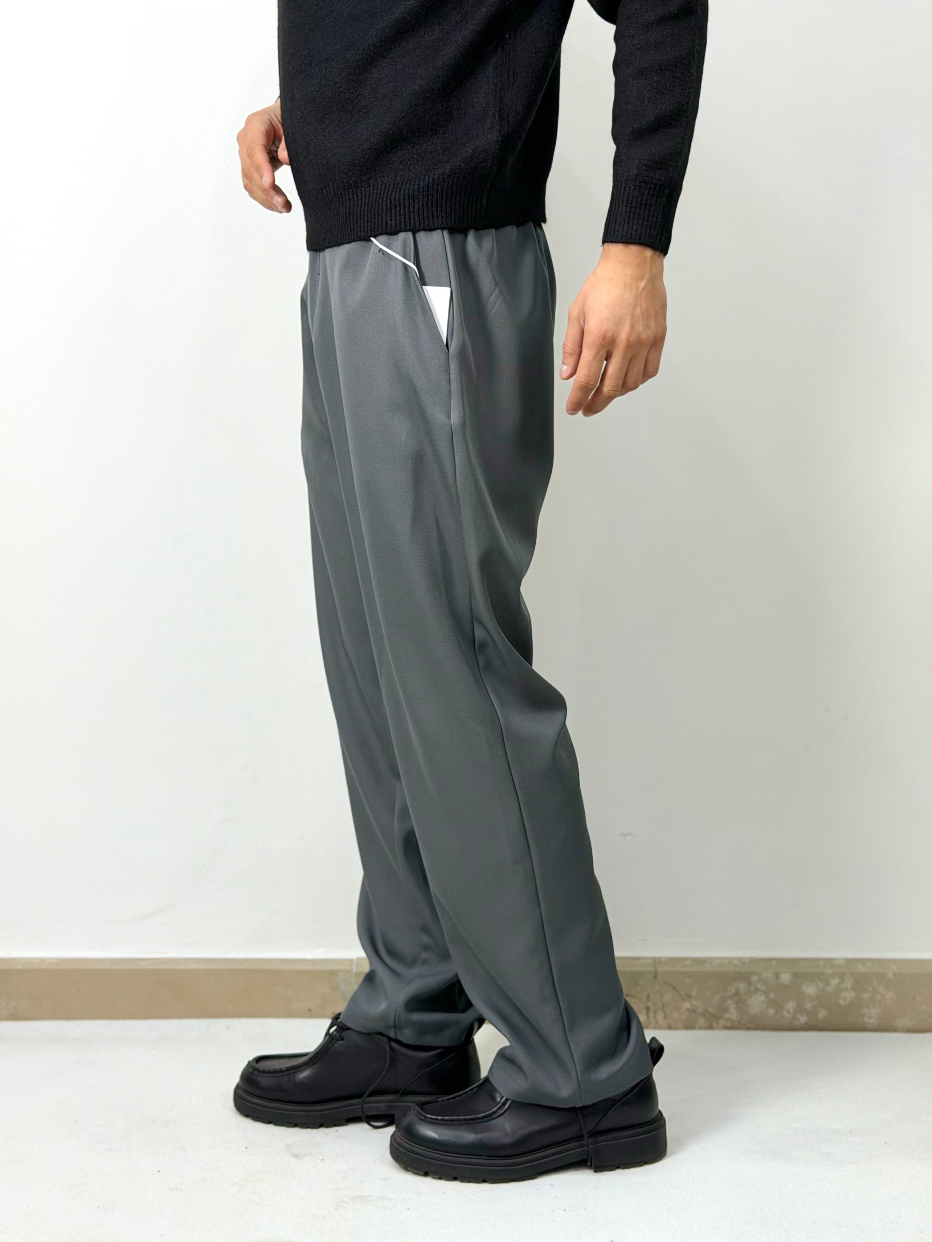 PANTALONI LOOSE FIT