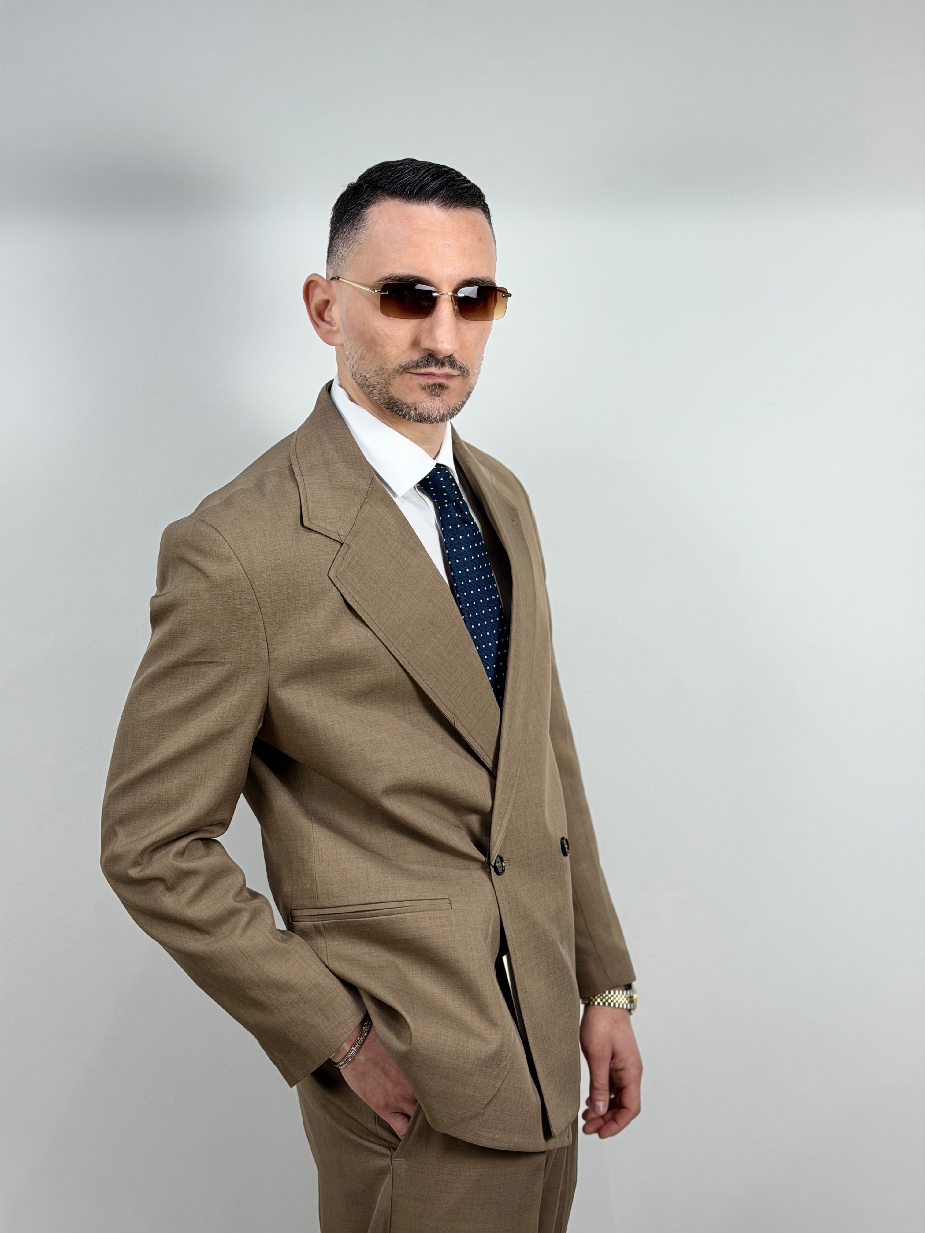 ABITO DUE BOTTONI OVER