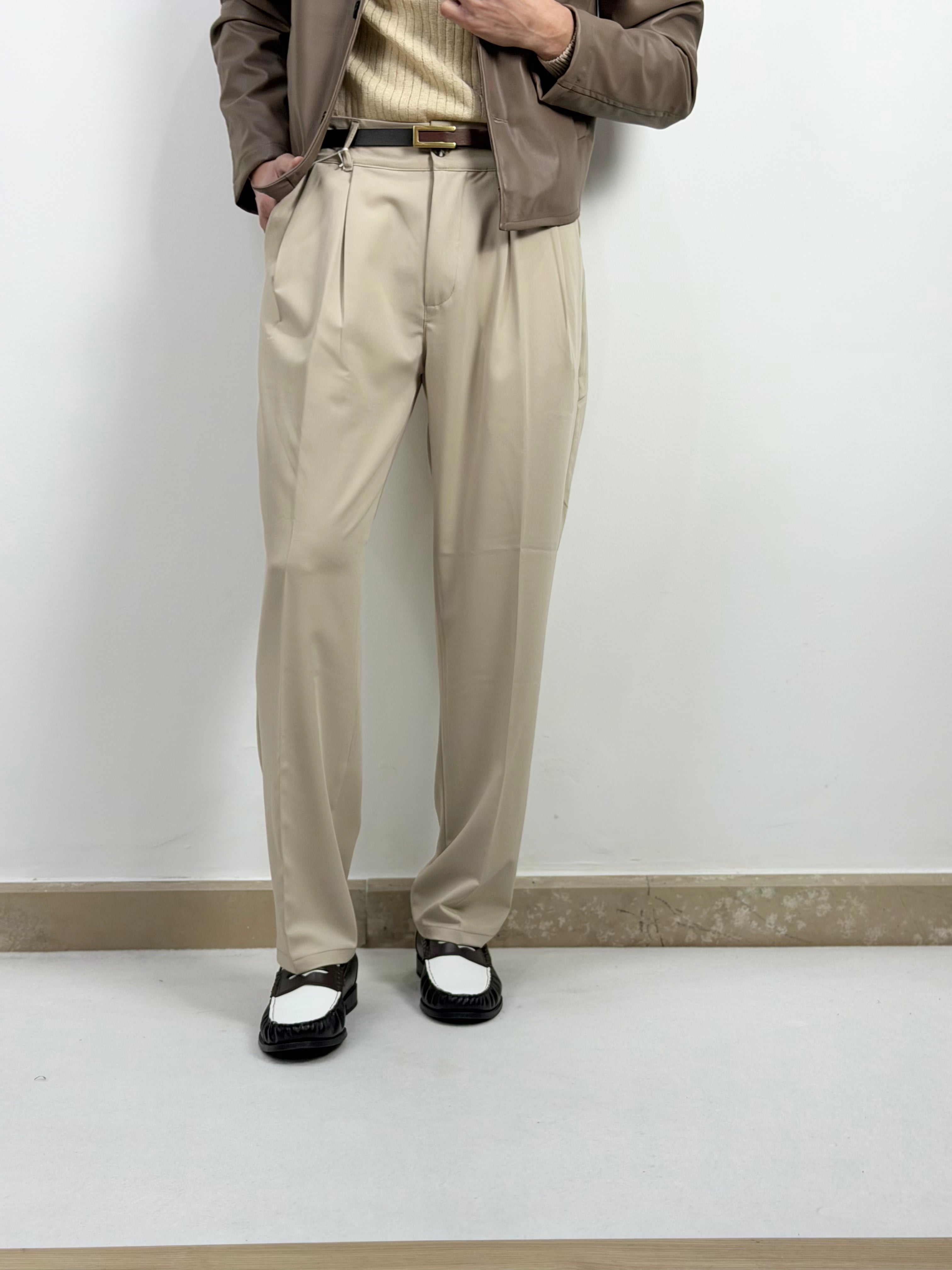 PANTALONI LOOSE FIT BUSTINO ALTO