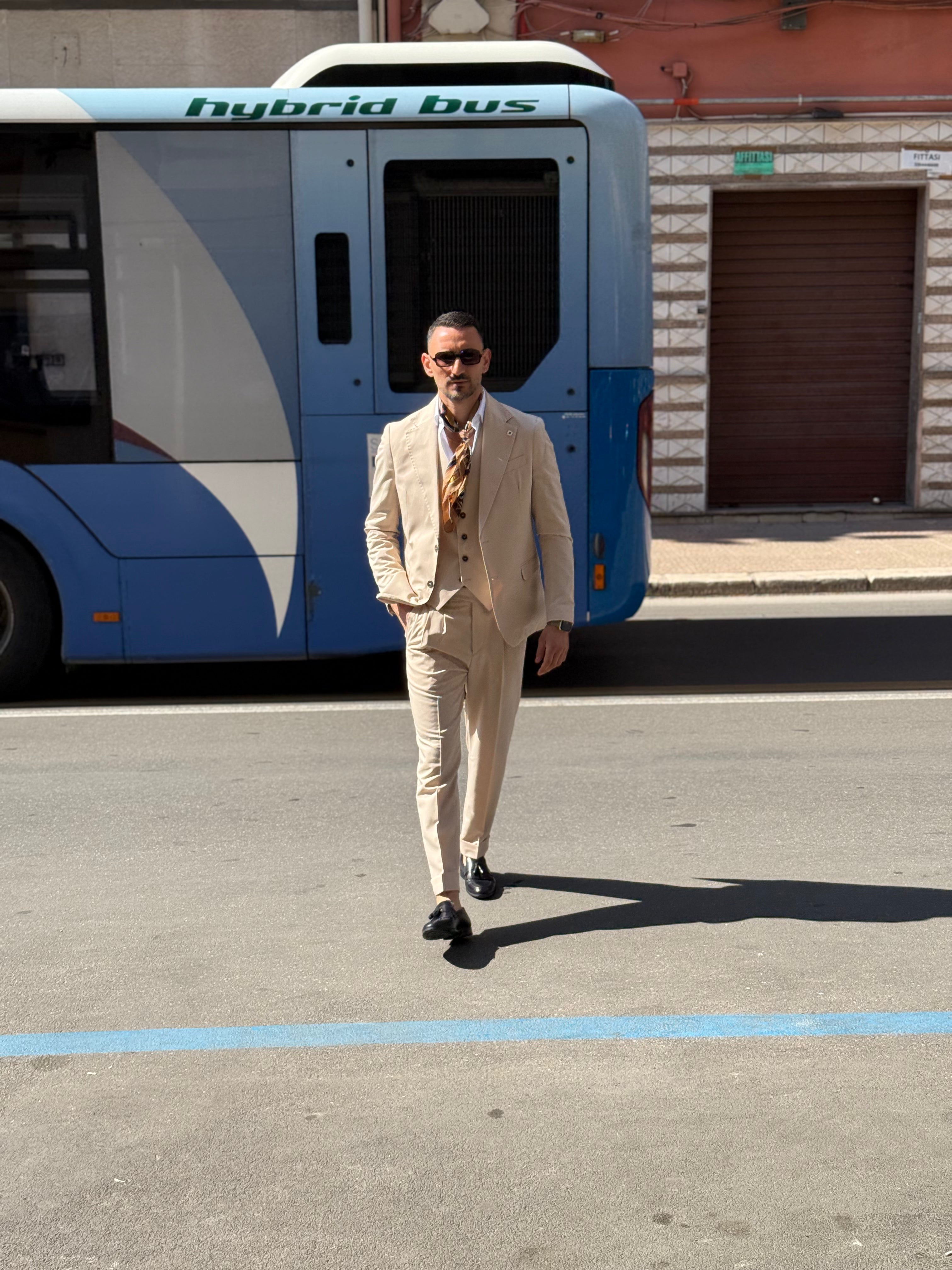 ABITO CON GILET