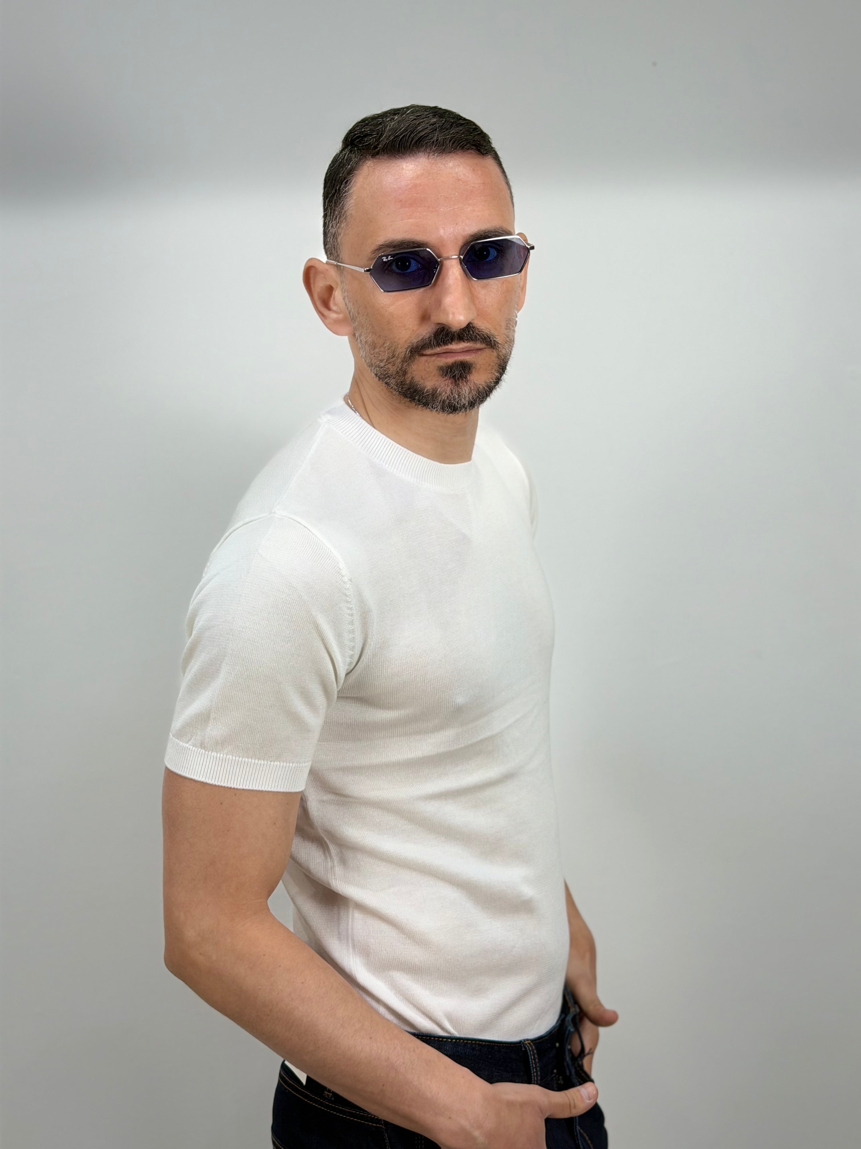 MAGLIA IN FILO BASIC