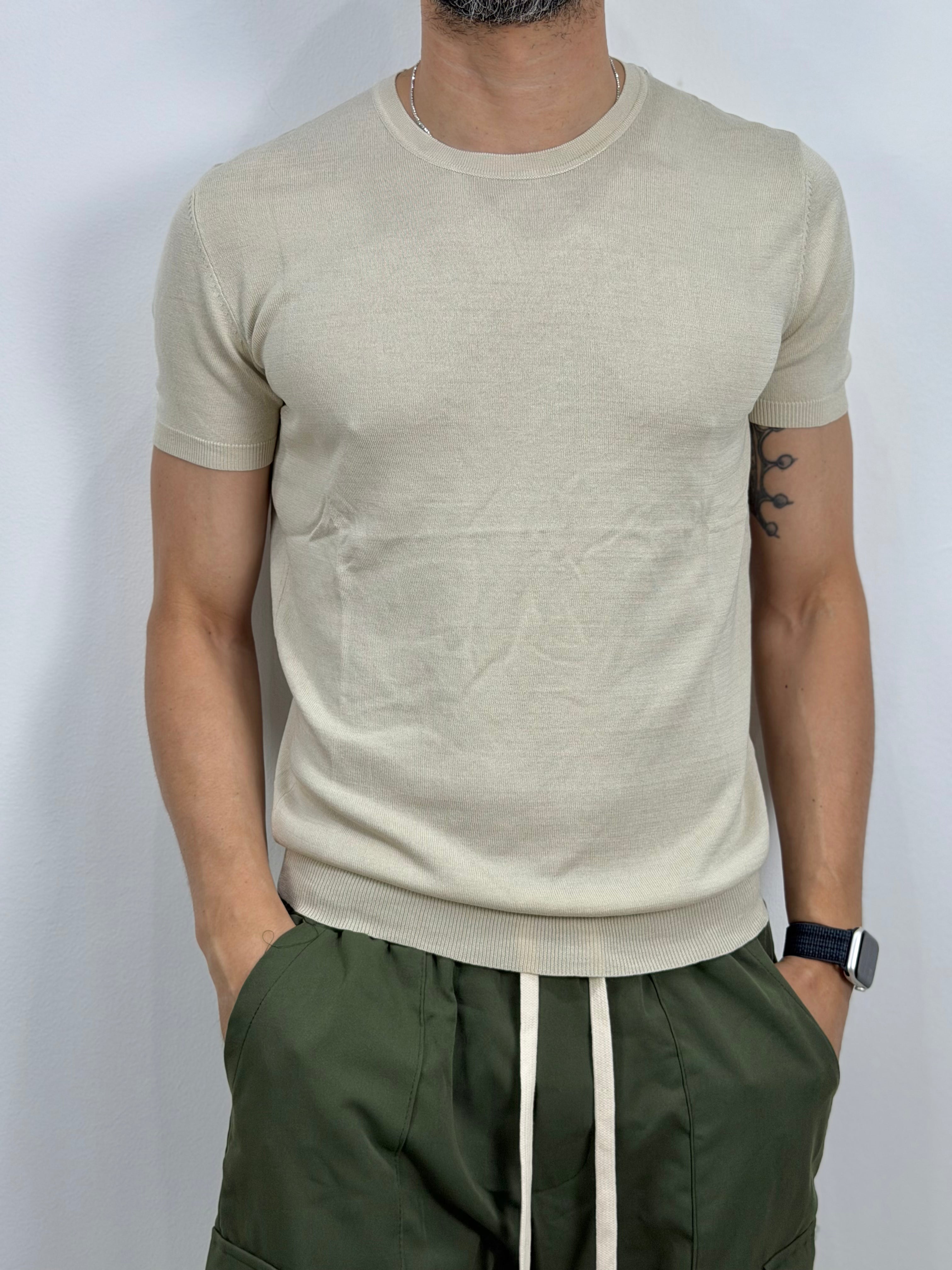 MAGLIA IN FILO BASIC